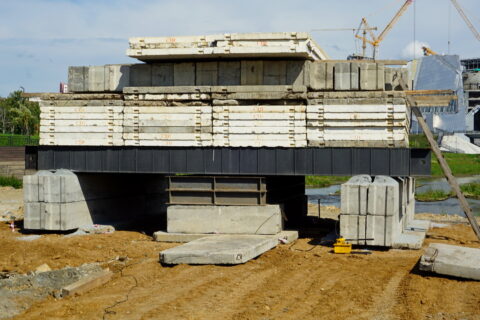 Cмонтирована мегаустановка для испытания свай